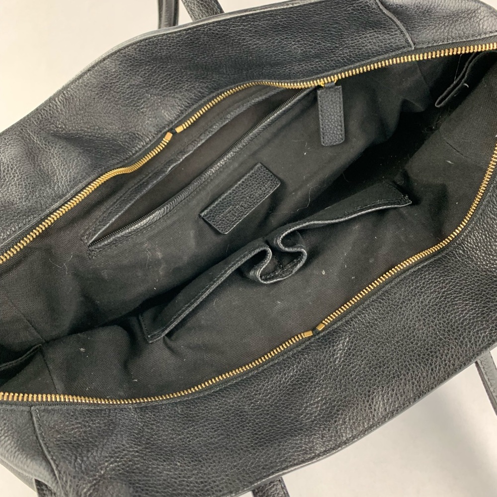 My black Alexander McQueen handbag with gold skull - Picture 7 of 14